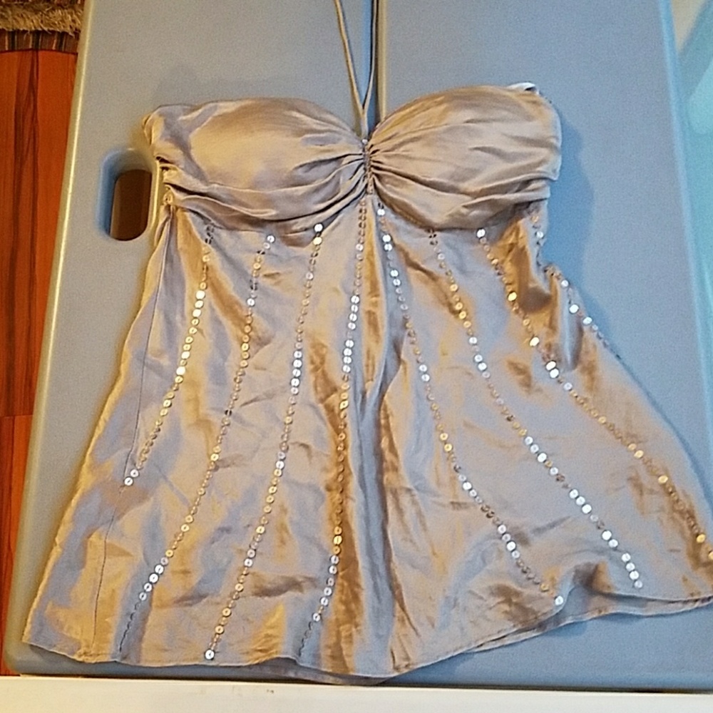 Halter top